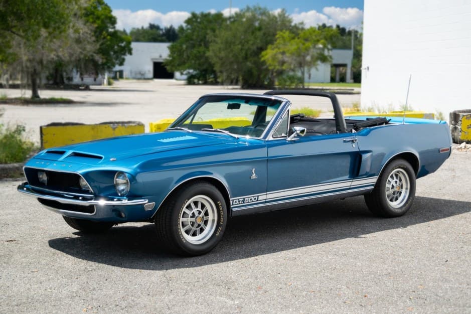 1968 Shelby Mustang GT350 & GT500 sold for $200,000