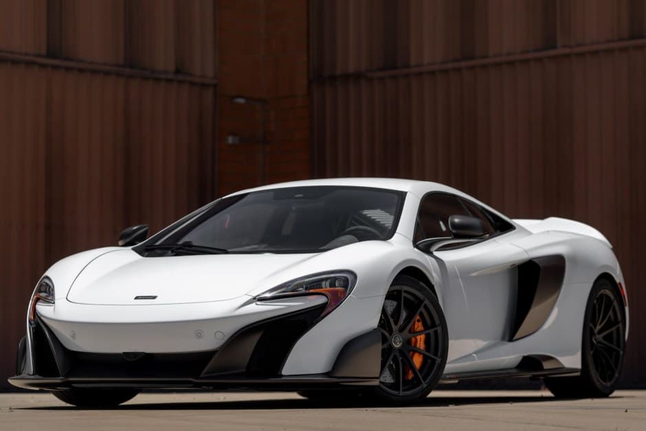 2016 McLaren Super Series sold for $231,675
