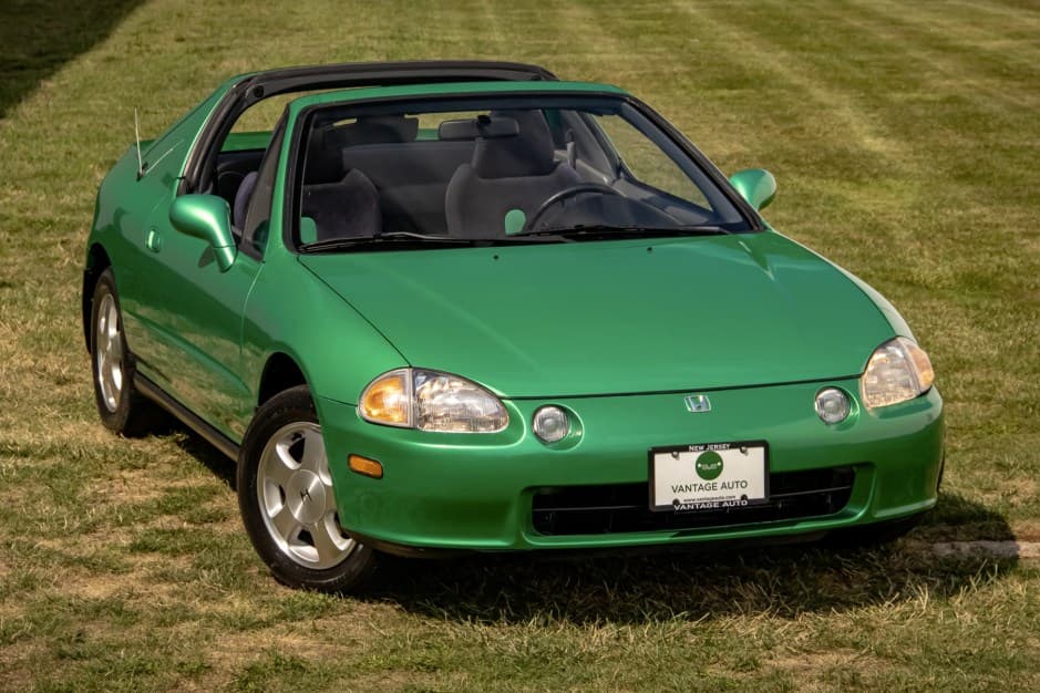 1993 Honda Civic Del Sol sold for $18,500