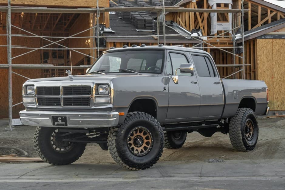 1974 Dodge Power Wagon sold for $155,000