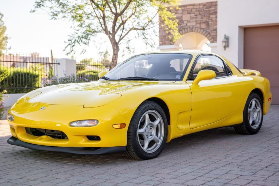 1993 Mazda RX-7 FD sold for $71,277