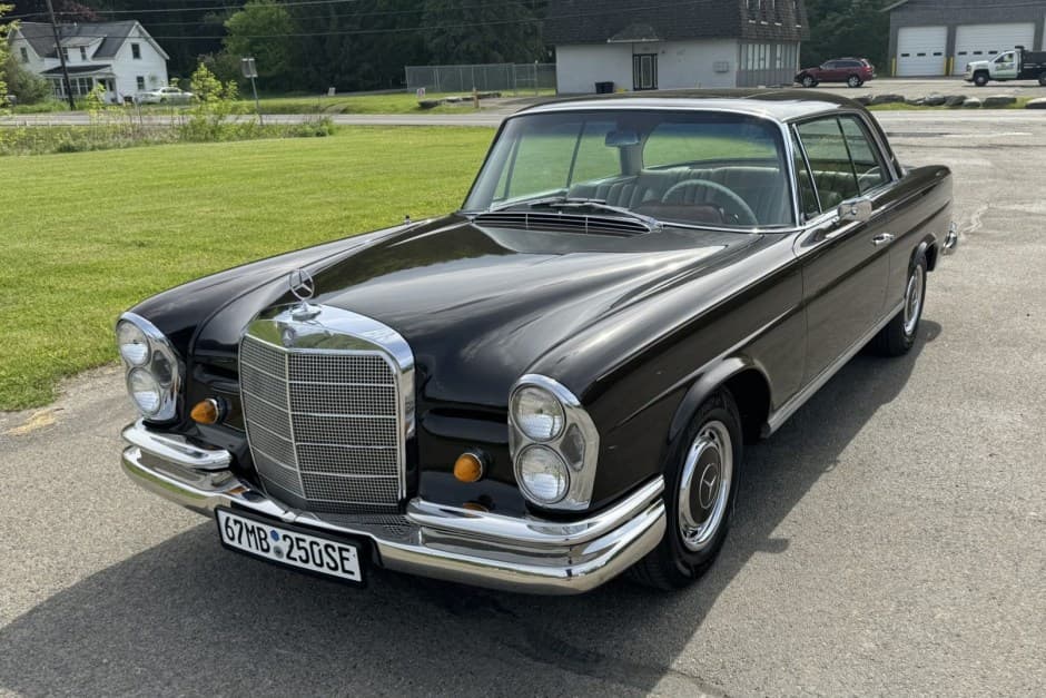 1967 Mercedes-Benz W111 Coupe & Cabriolet sold for $38,250