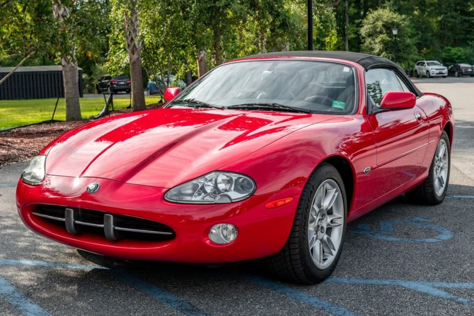 2001 Jaguar XK8 sold for $20,400