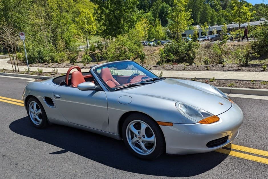 2000 Porsche 986 Boxster sold for $20,500