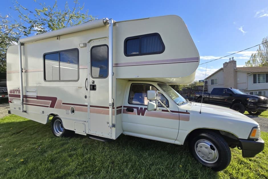 1991 Toyota Pickup (N80/90/100/110 1989-1997) sold for $18,500