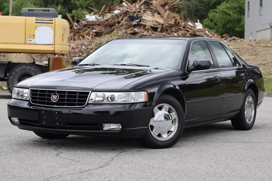 2004 Cadillac Seville sold for $11,138