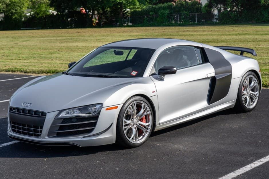 2012 Audi R8 sold for $111,000
