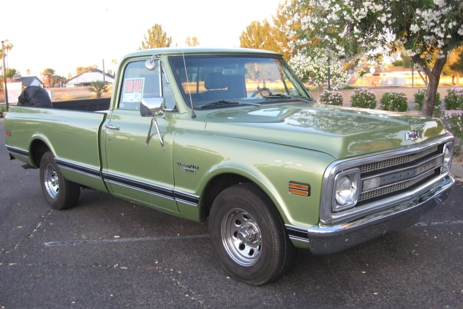 1969 Chevrolet C/K (1967-1972) sold for $15,100