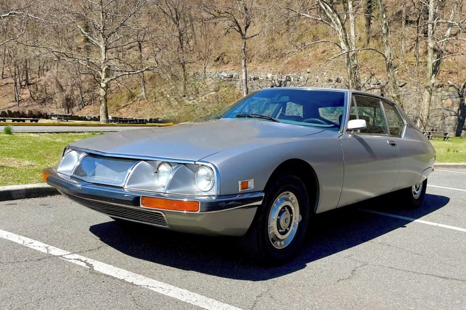 1972 Citroen SM sold for $27,250