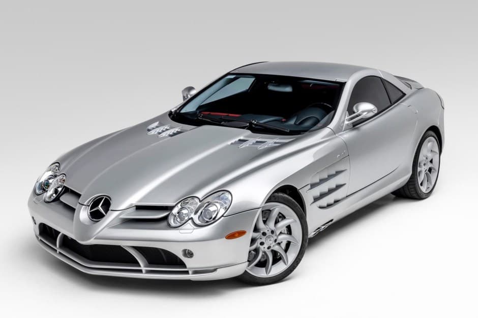2005 Mercedes-Benz SLR McLaren sold for $401,000
