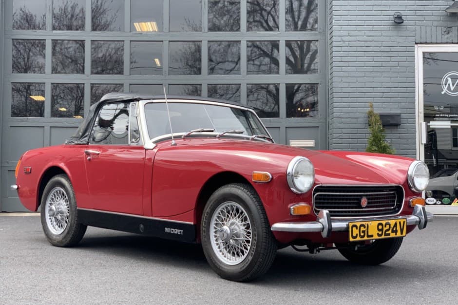 1974 MG Midget sold for $7,650
