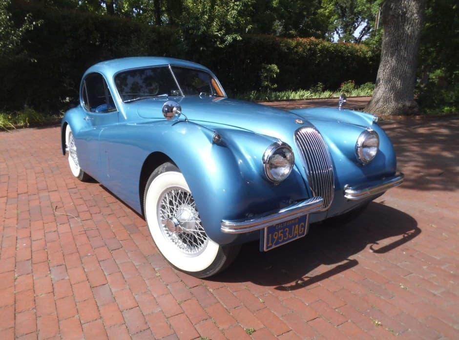 1953 Jaguar XK120 sold for $55,000