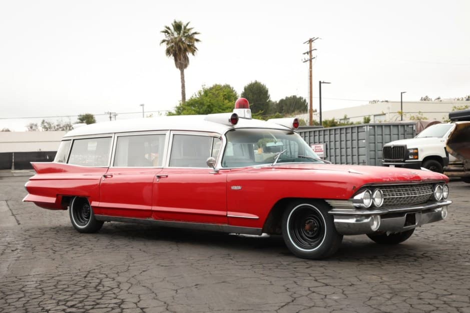 1961 Cadillac Series 75/Fleetwood sold for $21,250