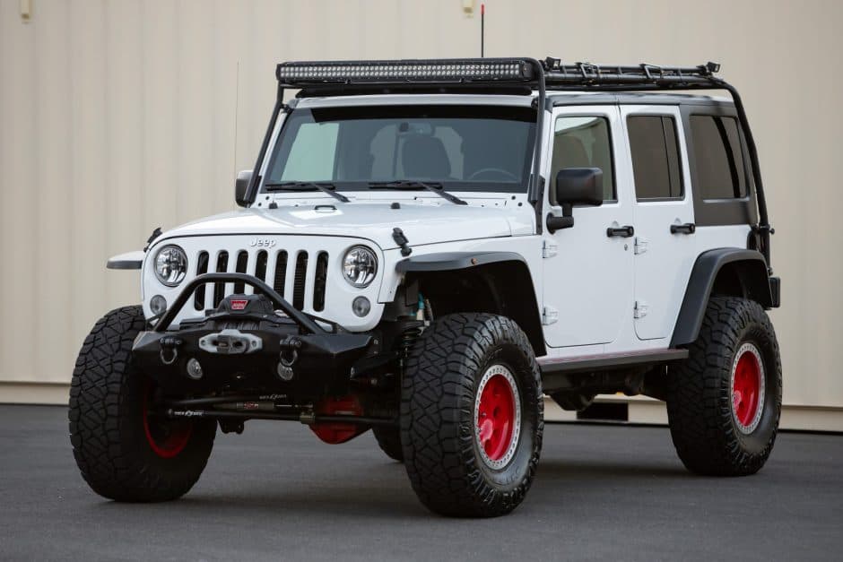 2015 Jeep Wrangler JK (2007-2018) sold for $28,000