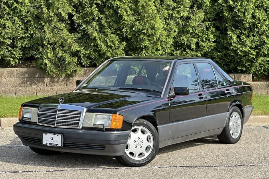 1993 Mercedes-Benz W201 190 sold for $10,500