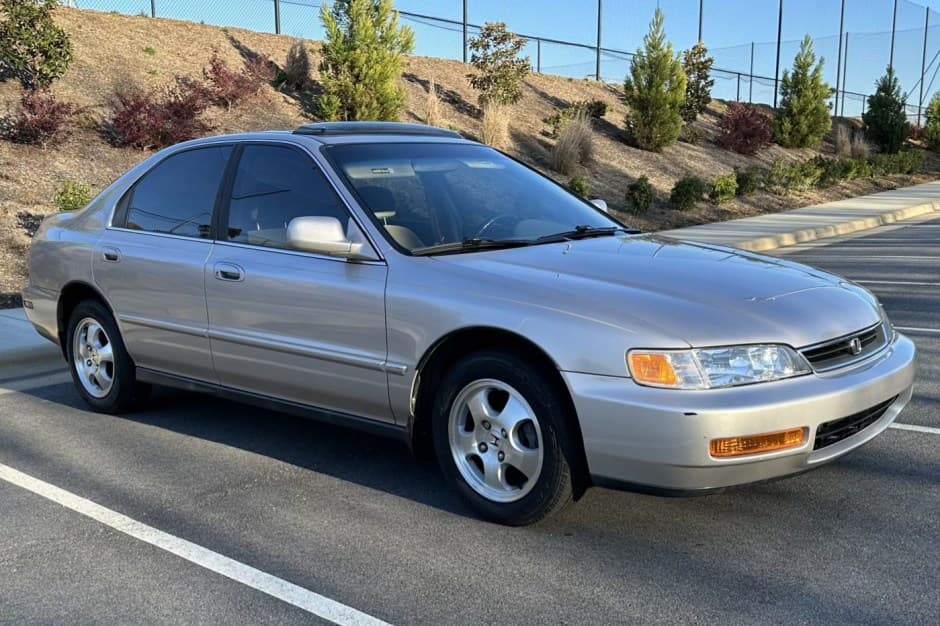 1997 Honda Accord sold for $9,100