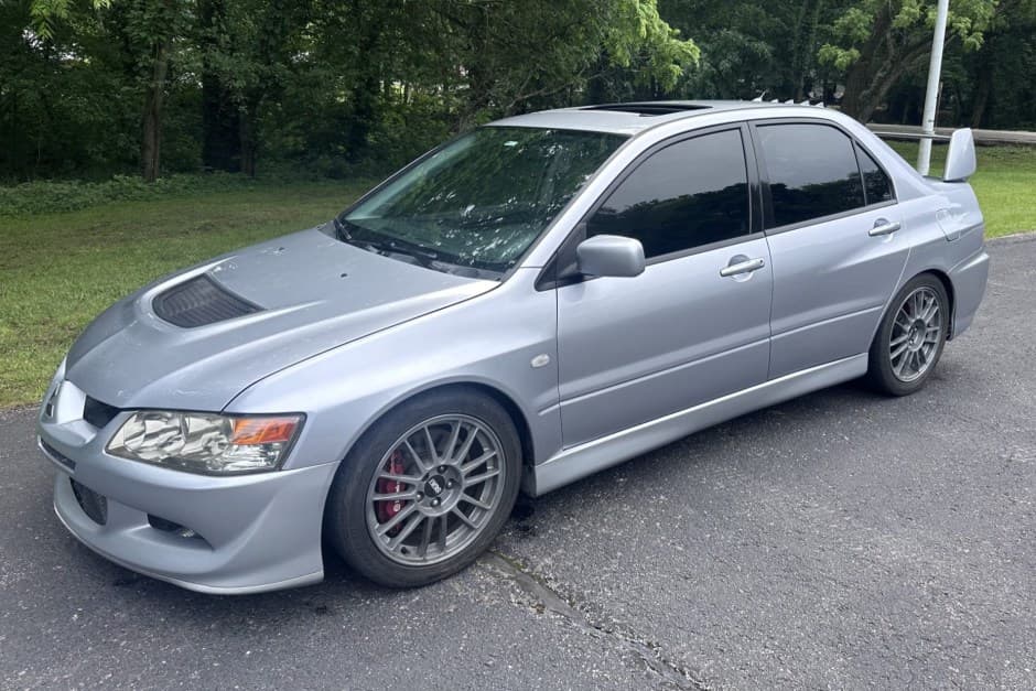 2003 Mitsubishi Lancer Evolution sold for $23,333