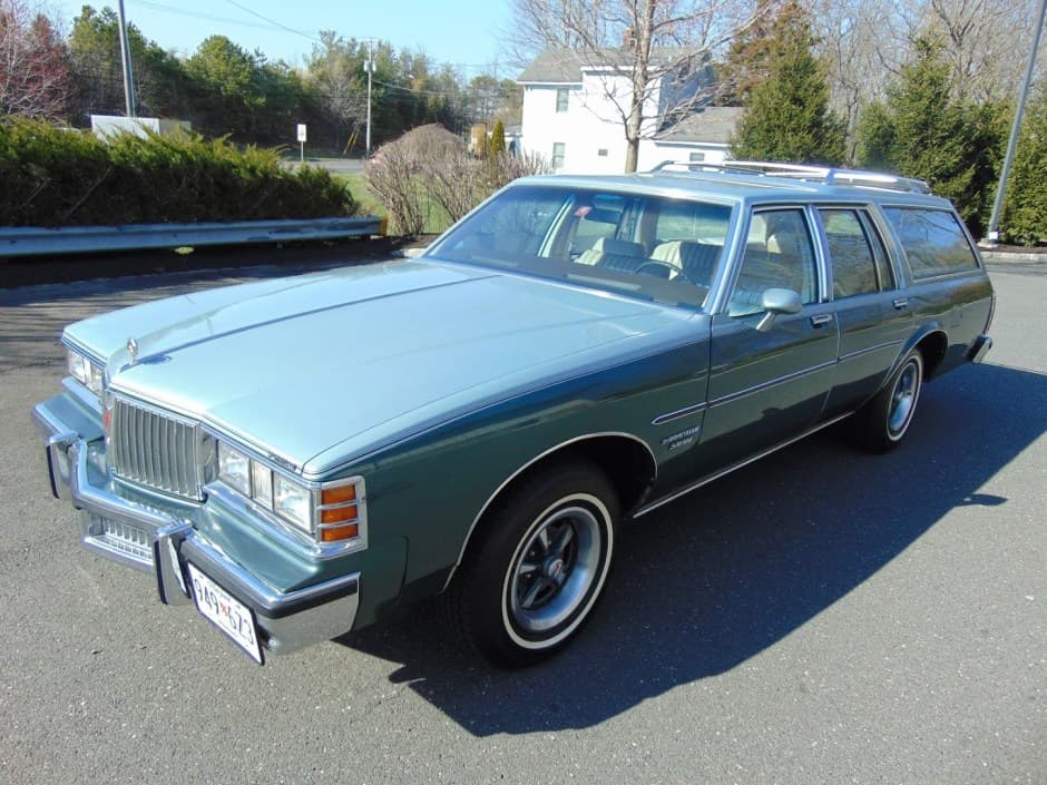 1981 Pontiac Bonneville sold for $8,600