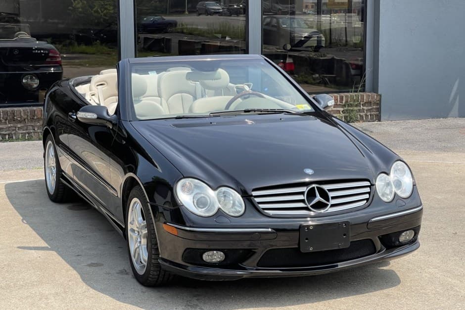 2004 Mercedes-Benz CLK-Class sold for $17,695