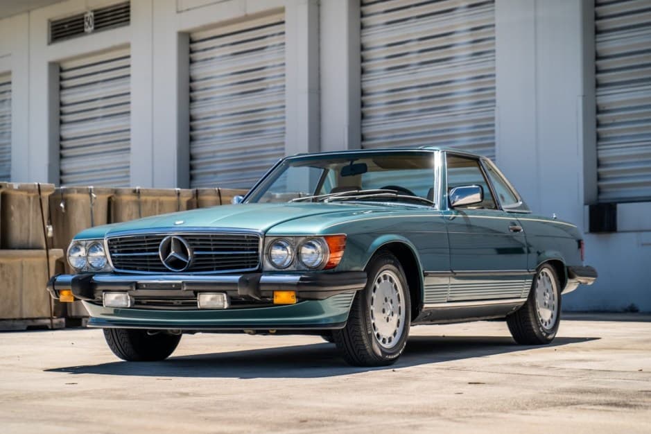 1988 Mercedes-Benz R107 SL sold for $38,000