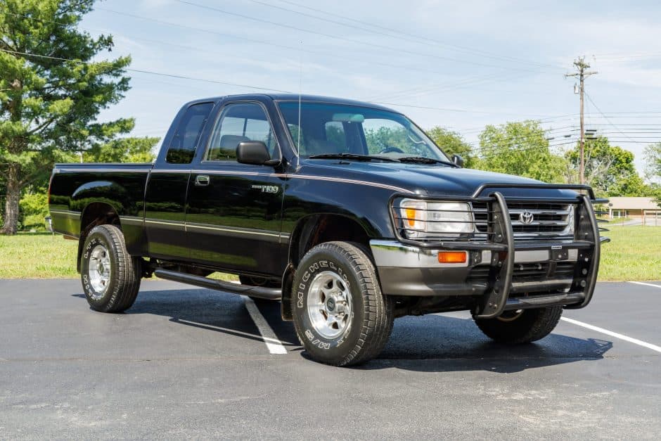 1996 Toyota T100 sold for $11,750