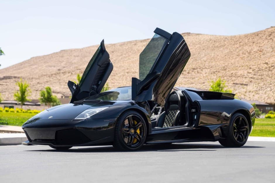 2008 Lamborghini Murciélago sold for $270,000