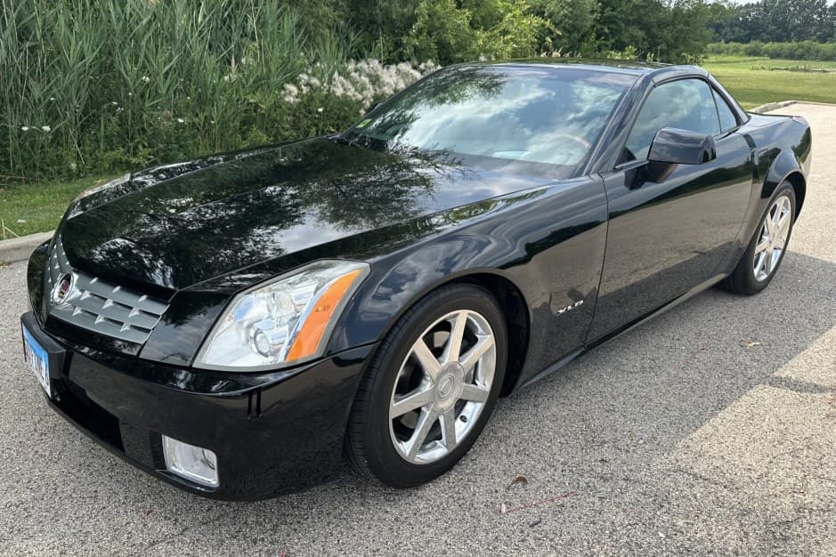 2005 Cadillac XLR sold for $31,000