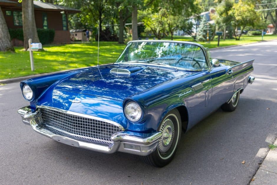 1957 Ford Thunderbird (1955-1957) sold for $23,250