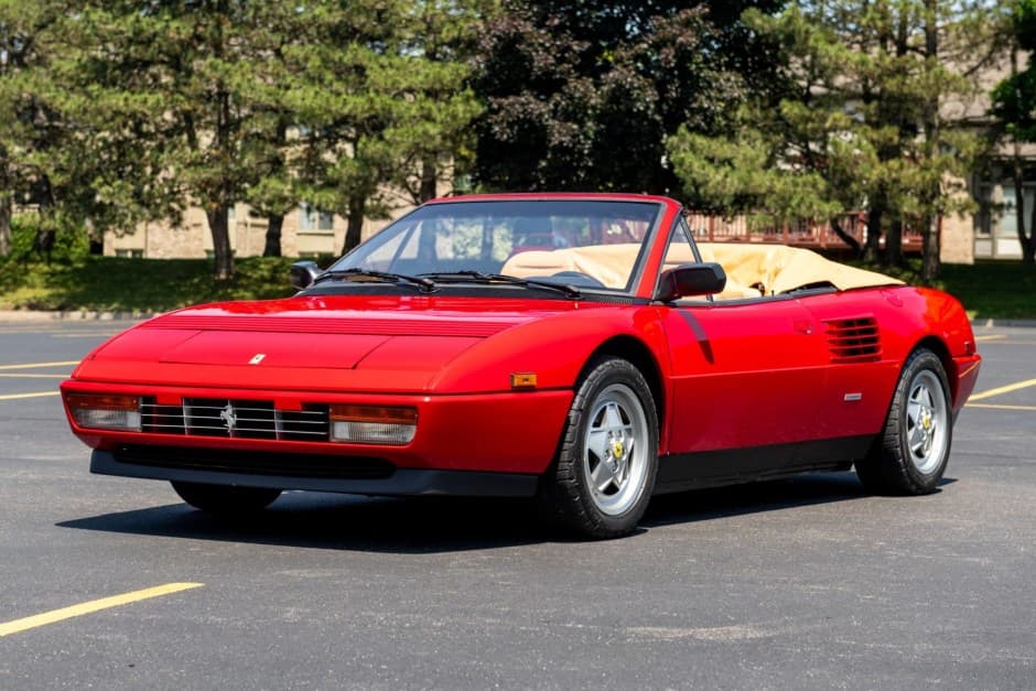 1990 Ferrari Mondial sold for $64,250