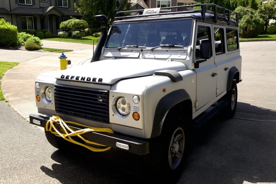 1995 Land Rover 110 / Defender 110 (Euro Spec) sold for $29,000