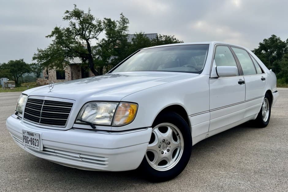1999 Mercedes-Benz W140 S-Class sold for $11,000