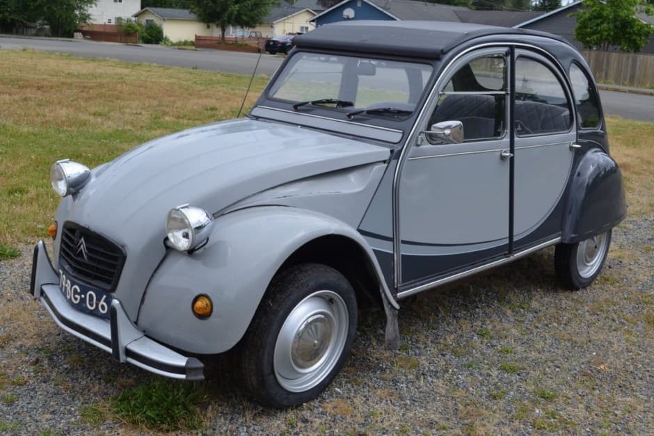 1987 Citroen 2CV sold for $12,250