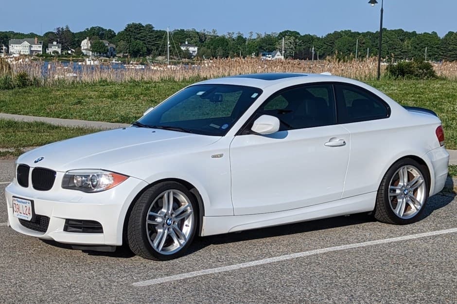 2012 BMW E82/E88 1-Series sold for $12,000
