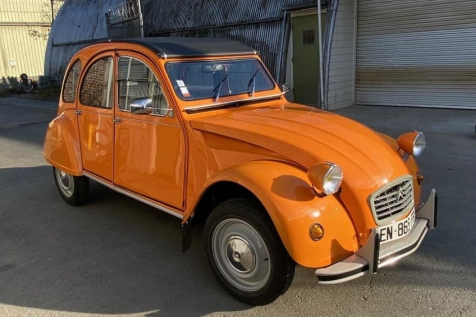 1981 Citroen 2CV sold for $10,750