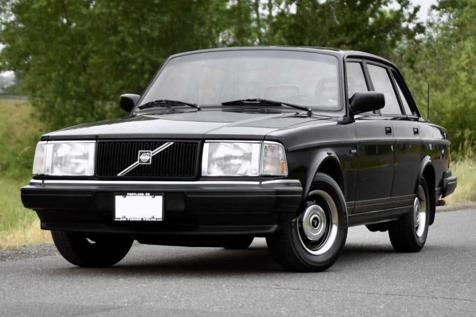 1992 Volvo 240 sold for $15,500