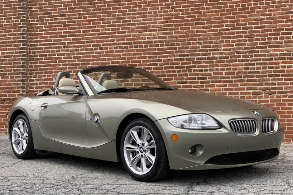 2005 BMW Z4 Roadster E85 sold for $19,000