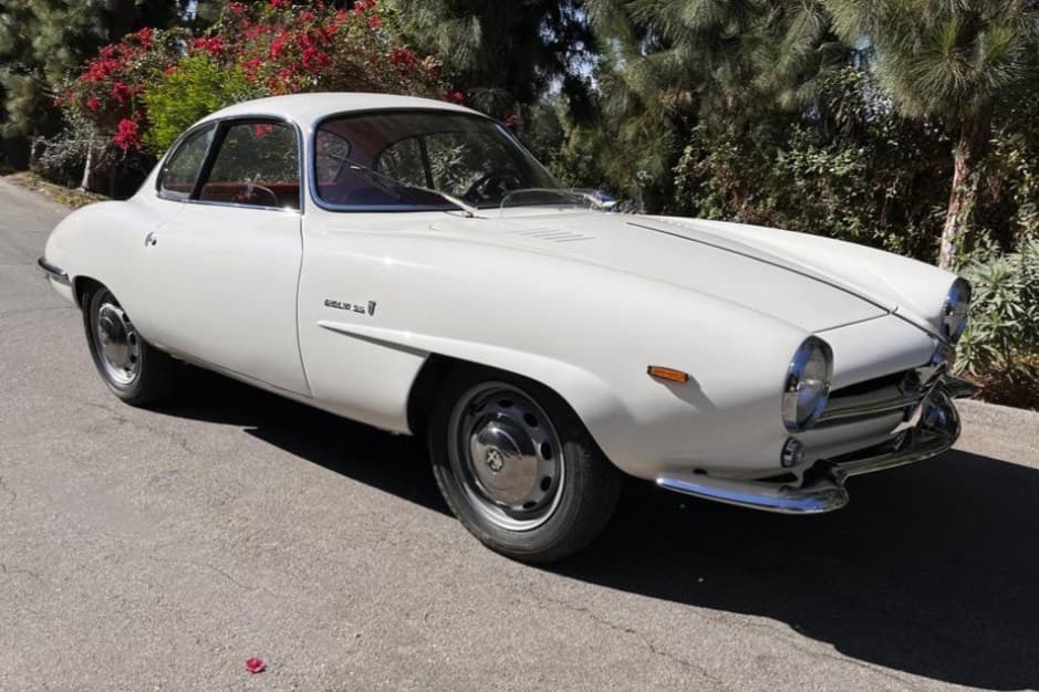 1965 Alfa Romeo Sprint Speciale sold for $130,000