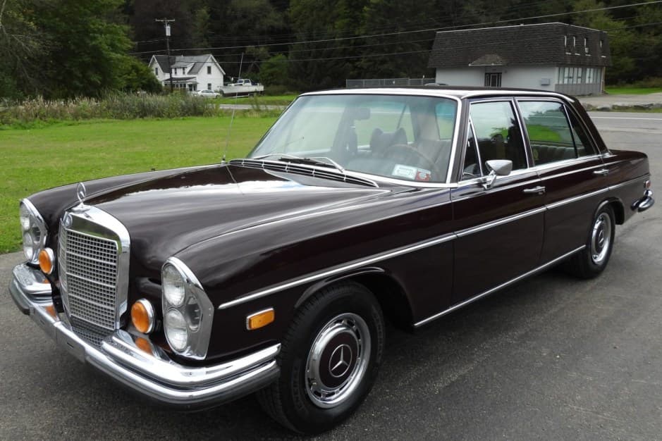 1972 Mercedes-Benz W108 & W109 sold for $31,000