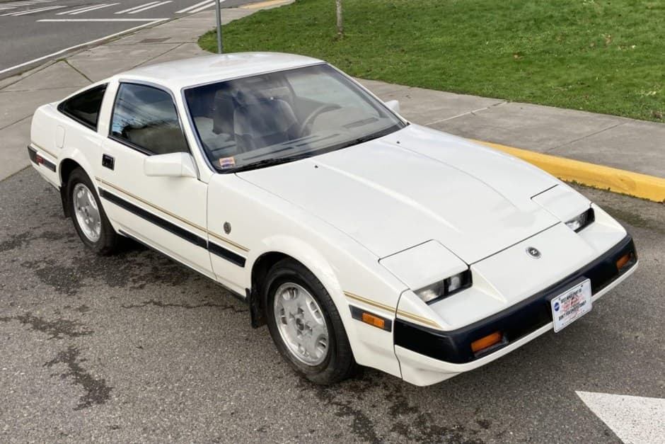 1984 Nissan Z31 300ZX sold for $4,100