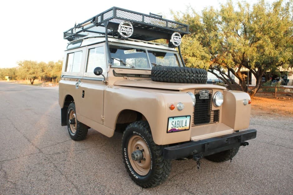 1959 Land Rover Series 88 sold for $19,000