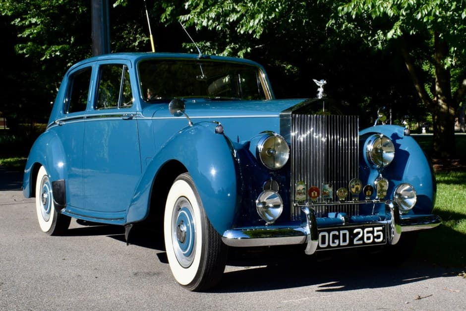 1954 Rolls-Royce  sold for $46,000