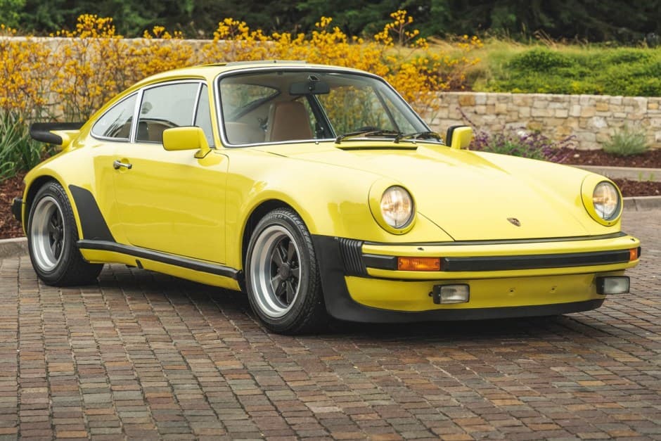 1976 Porsche 930 Turbo sold for $88,500