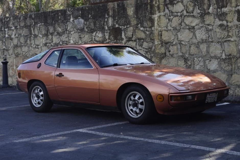 1978 Porsche 924 sold for $7,200