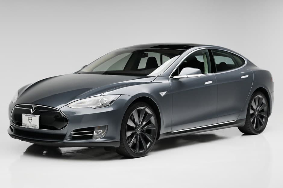 2013 Tesla  sold for $28,100