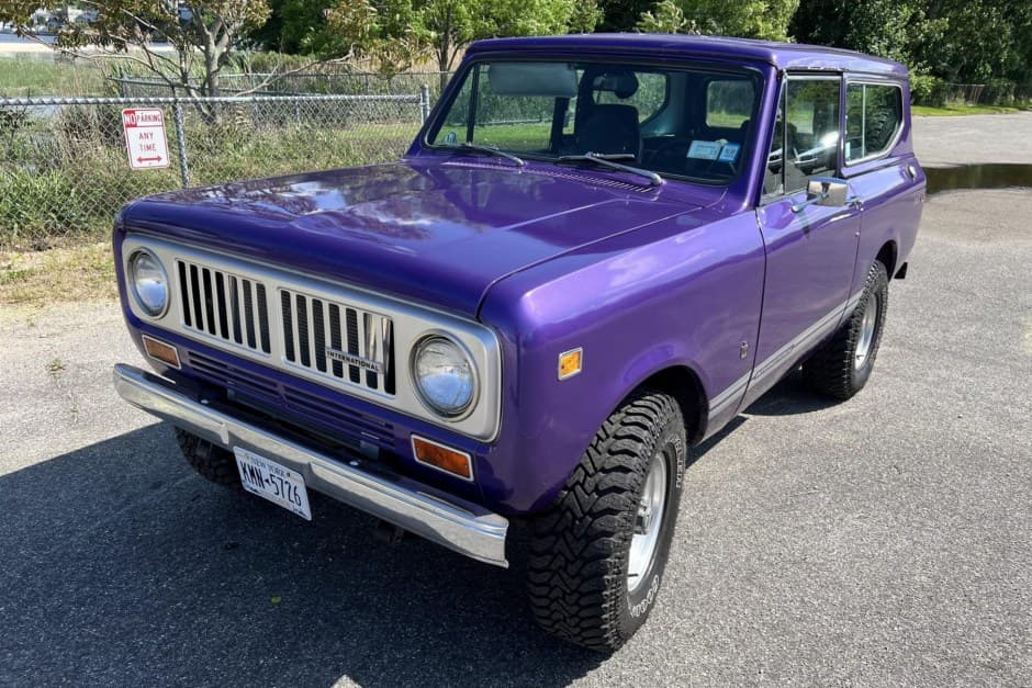 1974 International Harvester Scout sold for $22,100