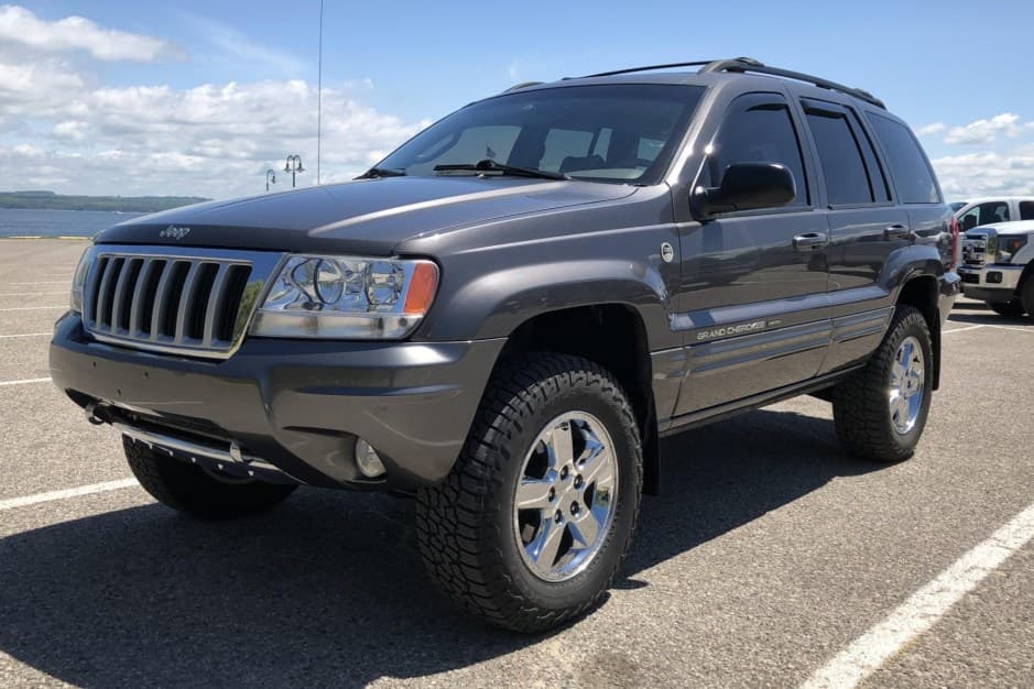 2004 Jeep WJ Grand Cherokee sold for $17,500
