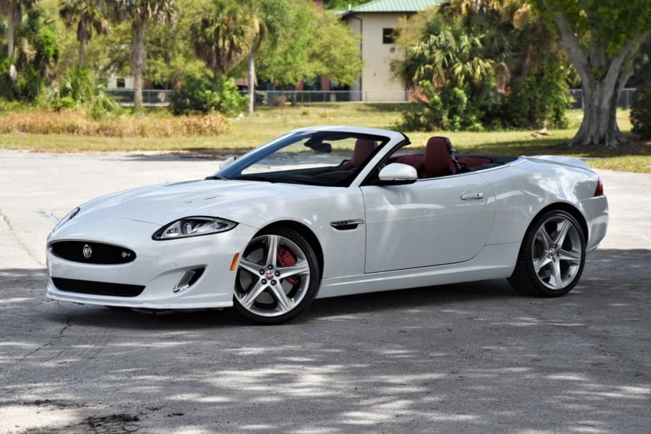 2015 Jaguar XKR sold for $39,000