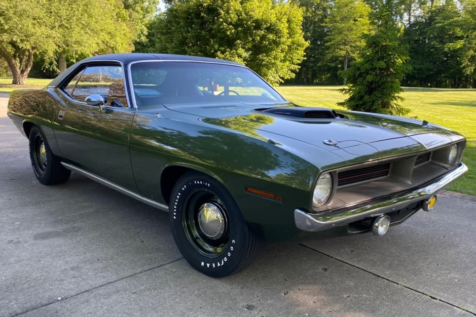 1970 Plymouth Barracuda sold for $221,000