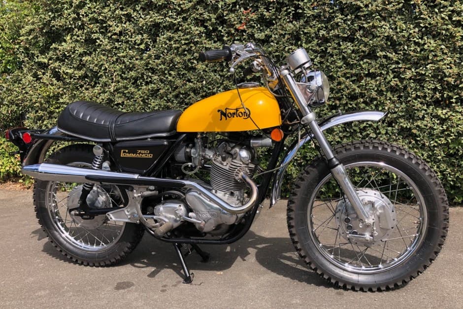1971 Norton Commando sold for $8,756