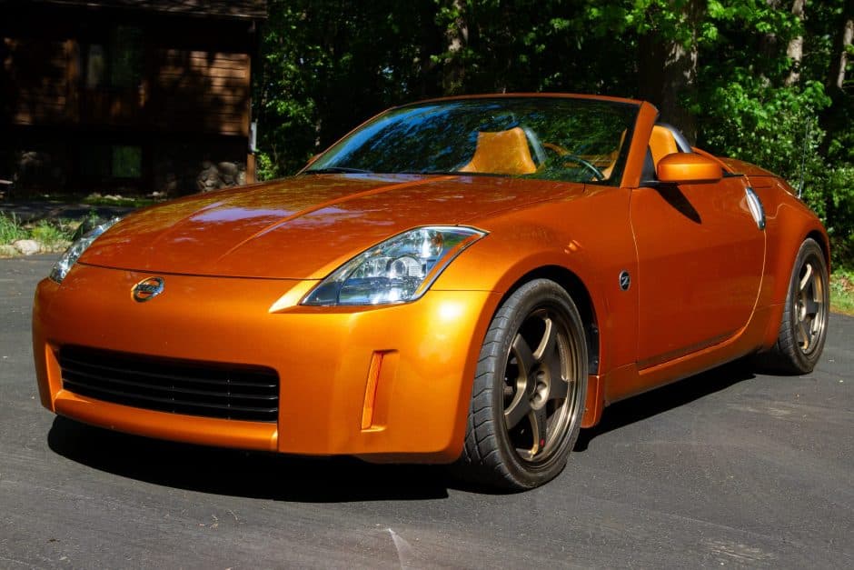 2004 Nissan 350Z sold for $20,250
